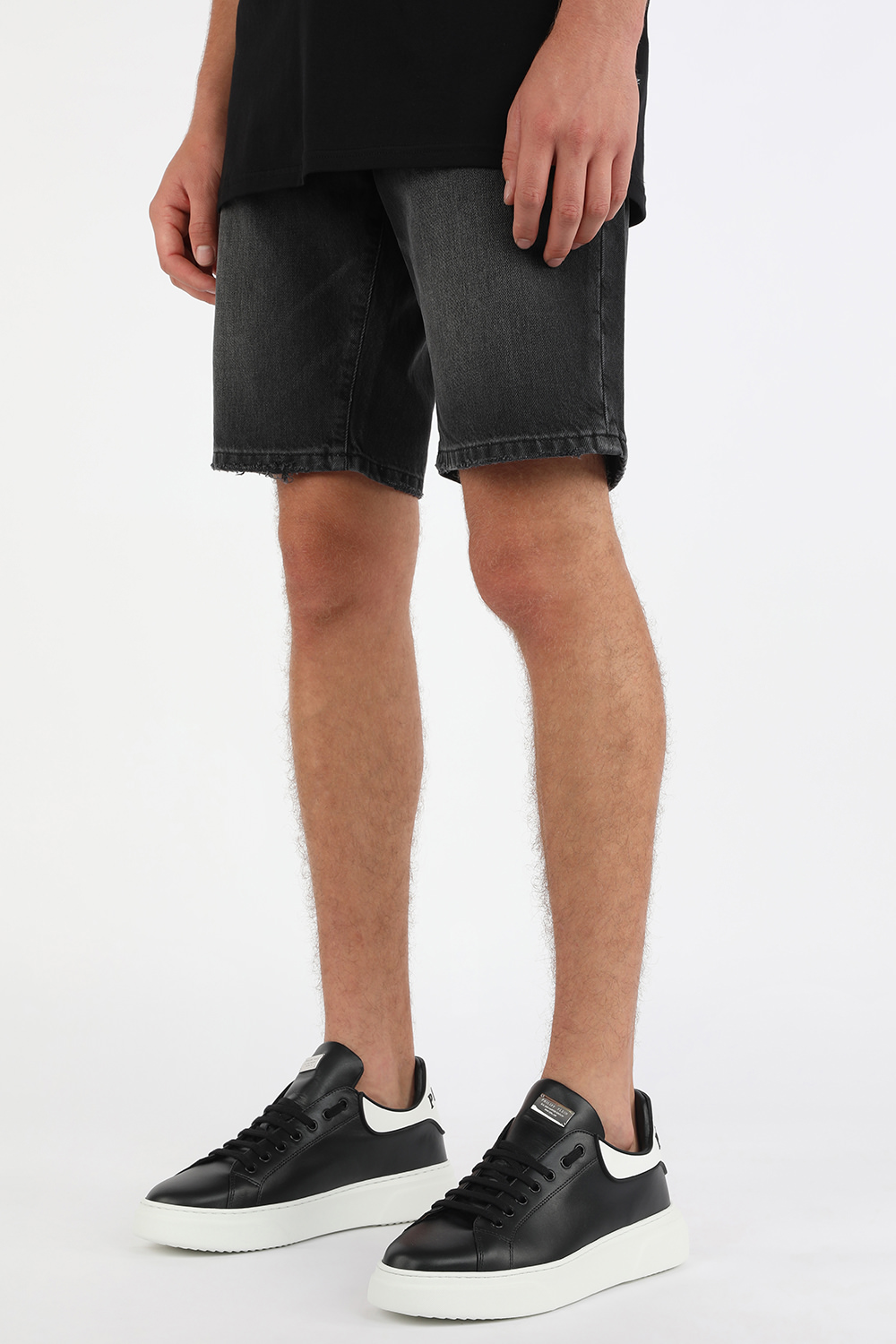 Leather Runner Iconic in Black